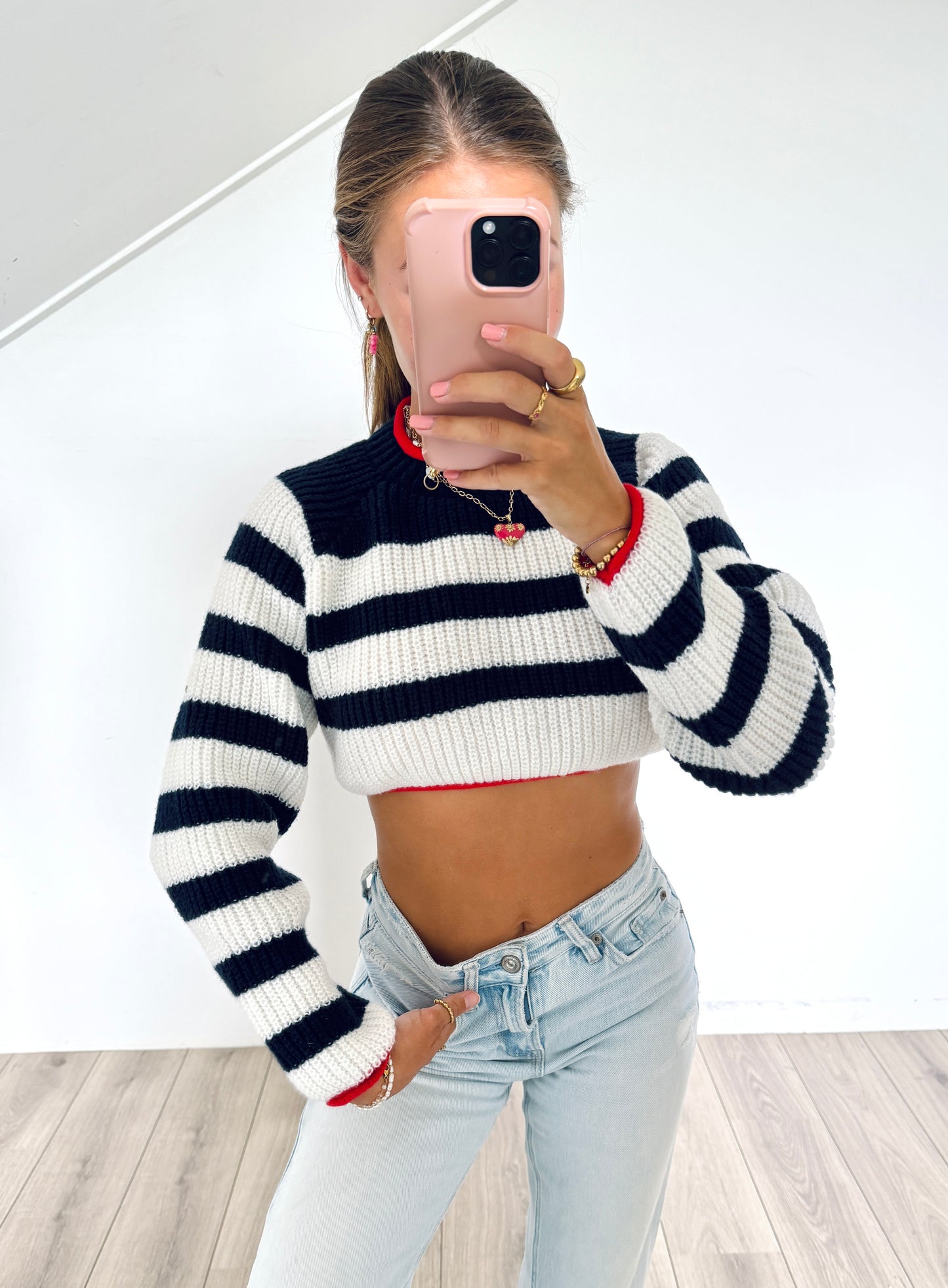 Boetiek truitje open rug maat M