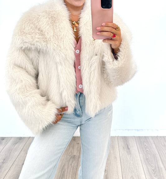 Gina Tricot faux fur jas maat L